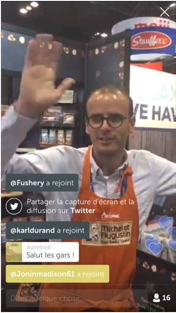 Michel et Augustin lors d’un salon à Chicago