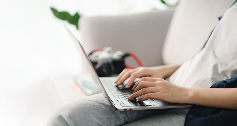 Rédactrice web : tout ce qu’il faut absolument savoir en 2024