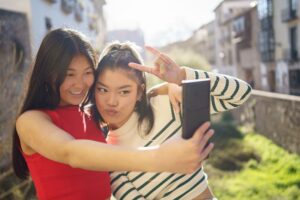 4 réseaux sociaux incontournables en 2024 pour se développer en Chine