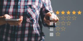 Sondages sur WhatsApp : 5 formats engageants pour community managers