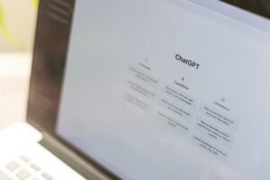 [ETUDE] L’IA dépasse Google pour 51 % des Français