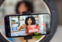 Sous-titres et SEO social media : comment améliorer la découvrabilité de vos vidéos